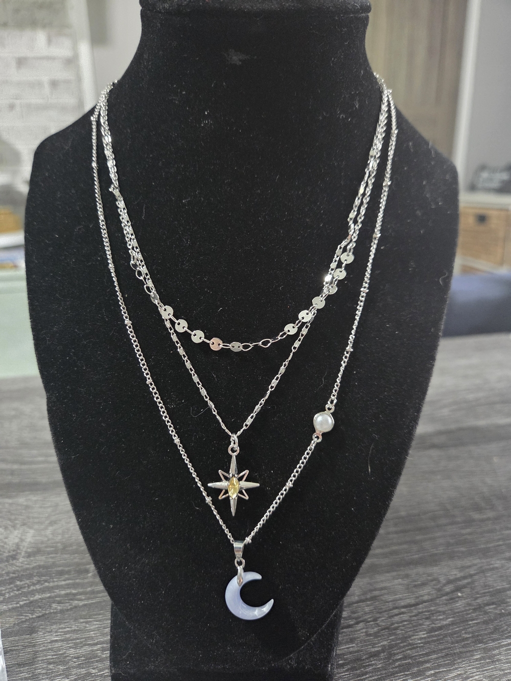 #154 paparazzi Silver-Tone Layered Moon, Star & Pearl Necklace Set